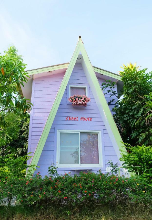 Nakhonratchasima A Houses Homestay מראה חיצוני תמונה
